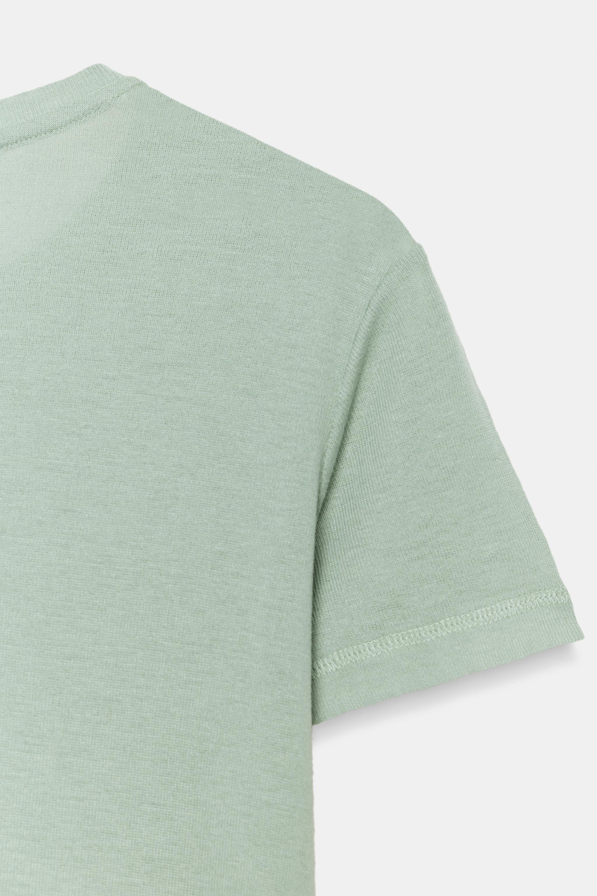 T-SHIRT FLUIDE À MANCHES COURTES